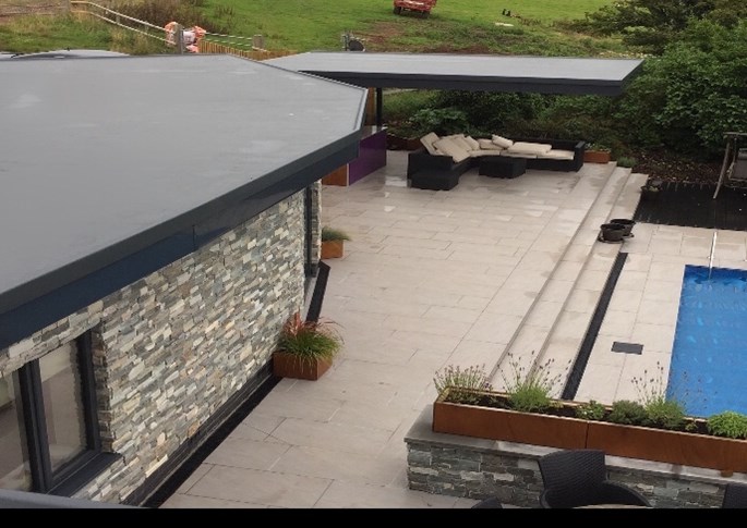 flat roof for household outbuilding wimbledon roofing LTD